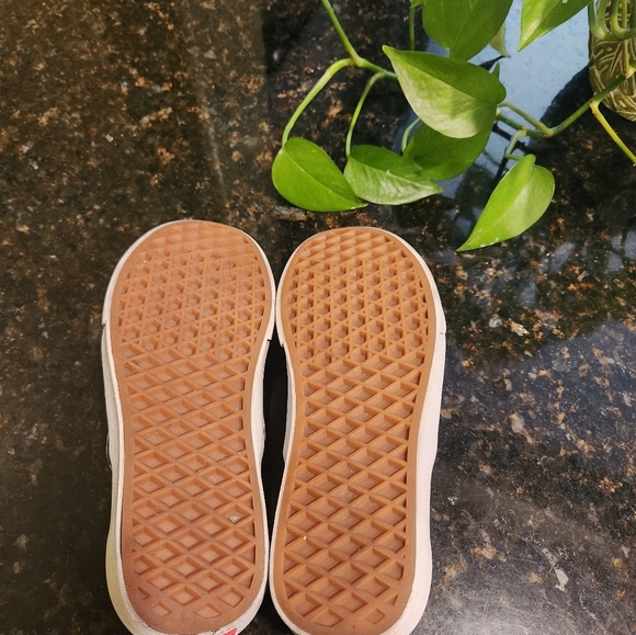 Vans Shoes Sneakers Color Black Size US Men's 4  US Women's 5.5 - Picture 5 of 7